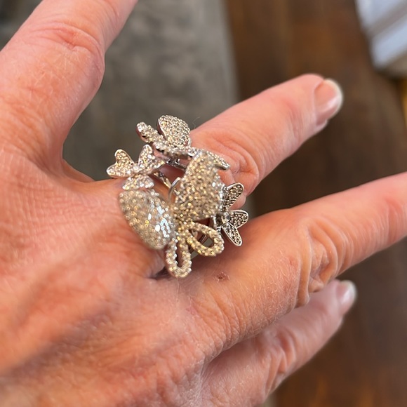 Sterling Silver 925 Butterfly Ring Size 8 in EUC!  So sparkly! - Picture 3 of 3